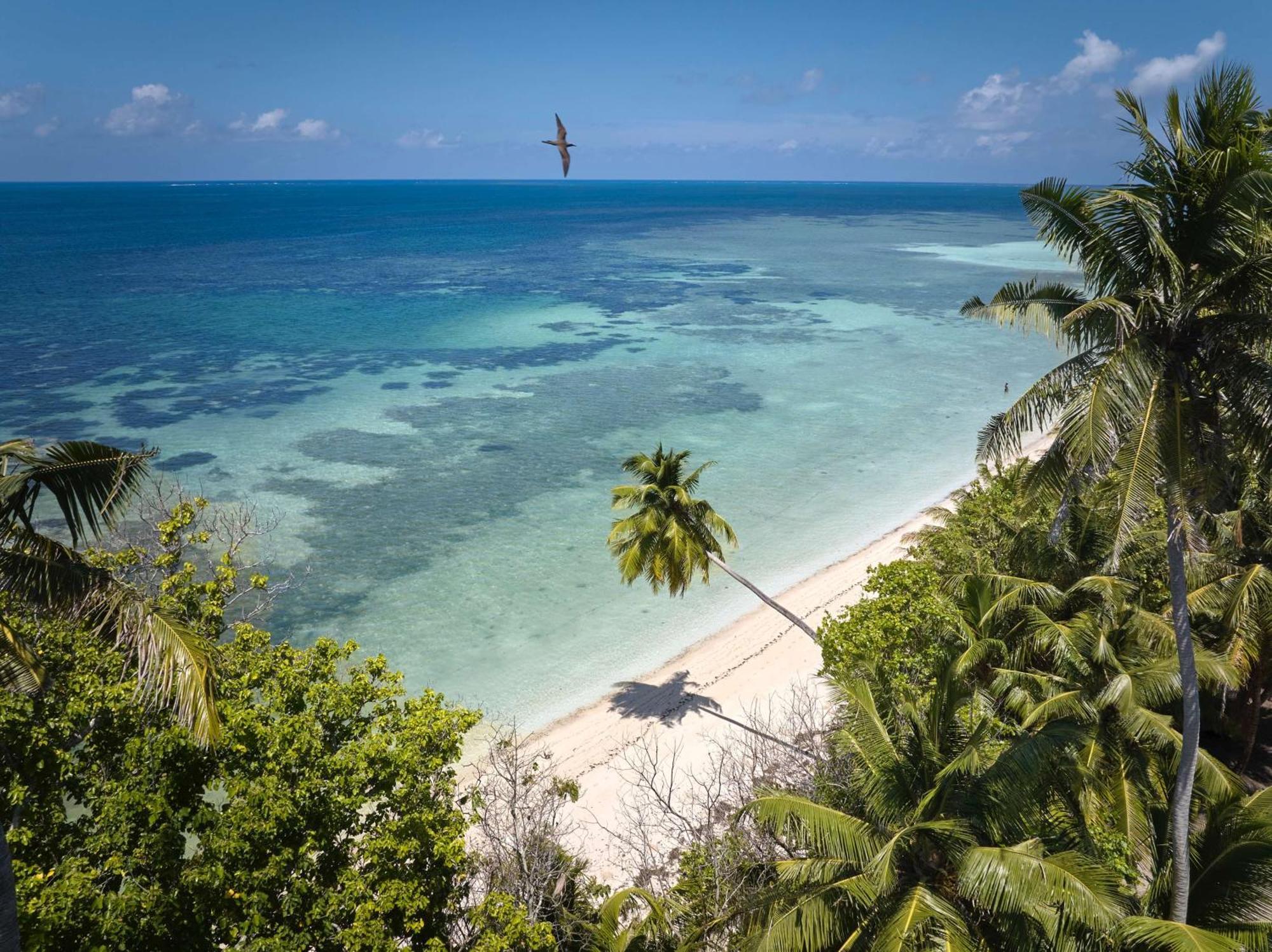 Waldorf Astoria Seychelles Platte Island Hotel Bagian luar foto